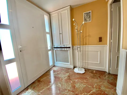 House 213 m² in Martorell