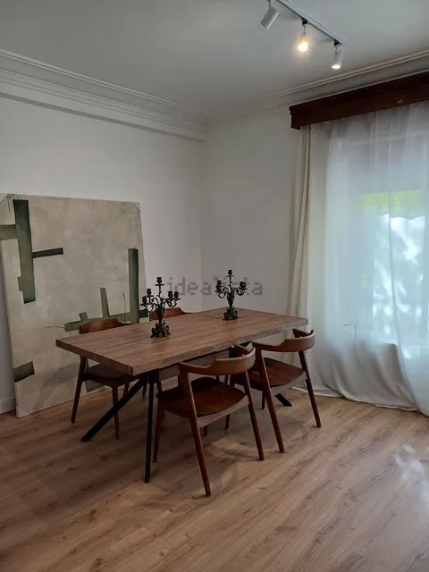 Flat 170 m² in Zaragoza (4/25)