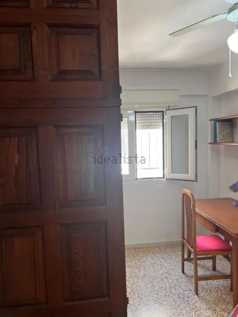 Pis de 100 m² a Almeria