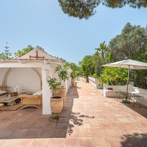 Haus 350 m² in Marbella