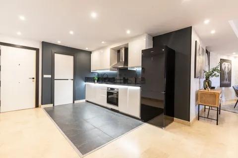 Pis de 155 m² a Marbella (2/35)
