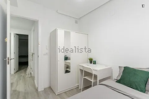 Room for rent, Madrid (2/14)