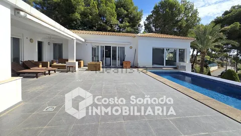 Casa de 403 m² a Altea