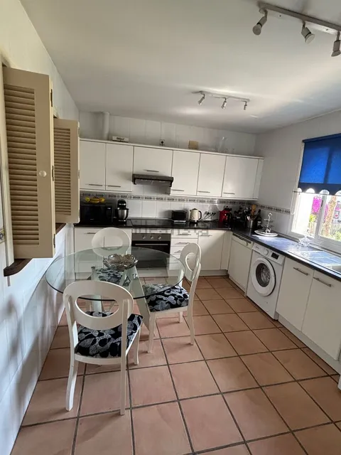 Habitació de lloguer, Estepona