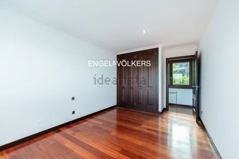 Casa 425 m² a Vigo