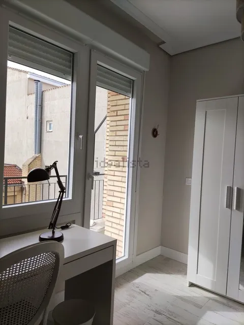 Habitació de lloguer, Logronyo
