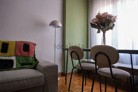 Chambre à louer, Logrogne