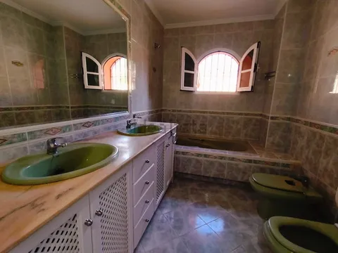 Casa de 250 m² a Casares
