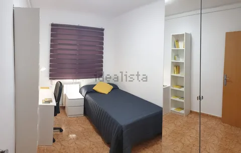 Кімната в оренду, Cornellà de Llobregat