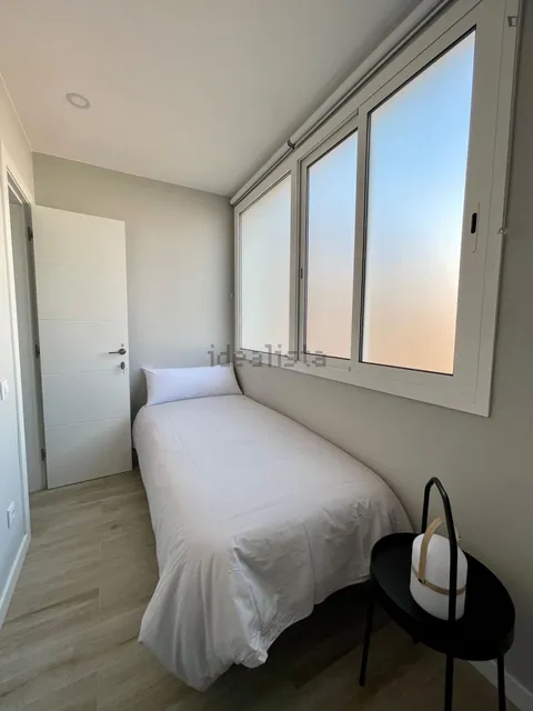 Habitació de lloguer, l'Hospitalet de Llobregat (2/13)