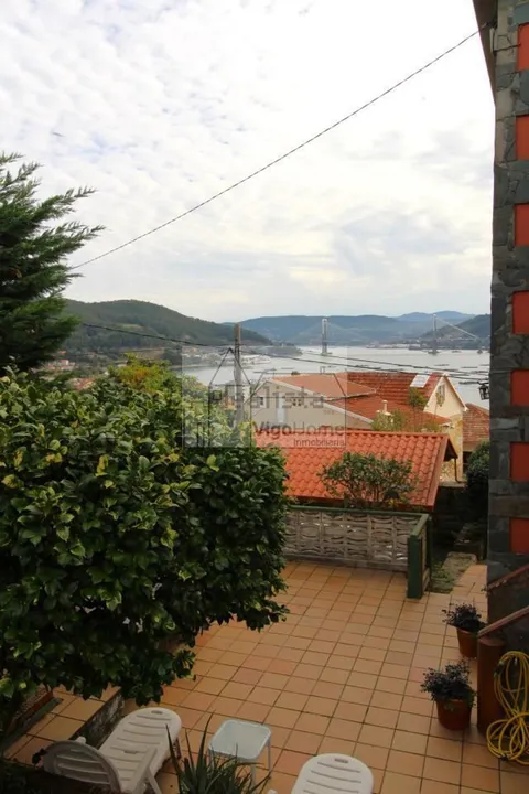 Maison 240 m² à Moaña