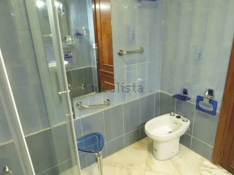 Room for rent, Seville