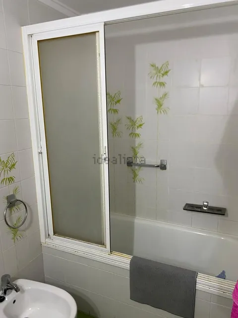 Room for rent, Valencia (3/18)