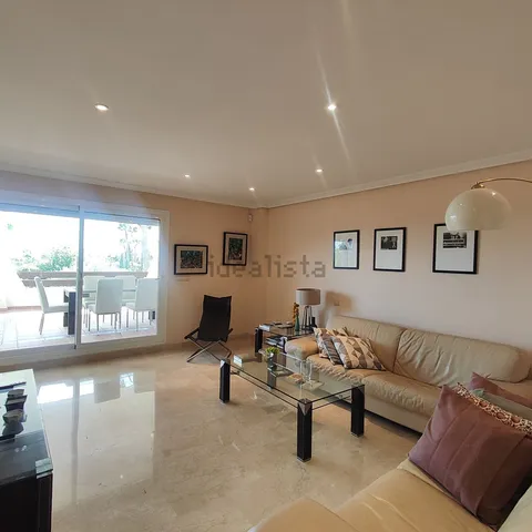 Wohnung 950 m² in Estepona