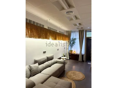 Pis de 80 m² a Ador