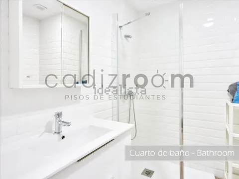 Habitació de lloguer, Cádiz