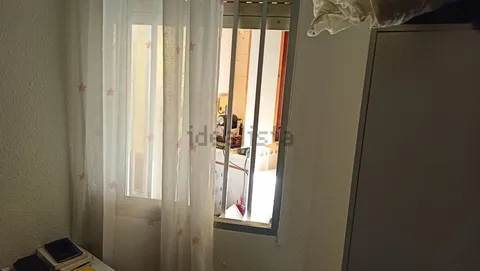 Habitació de lloguer, València (2/4)