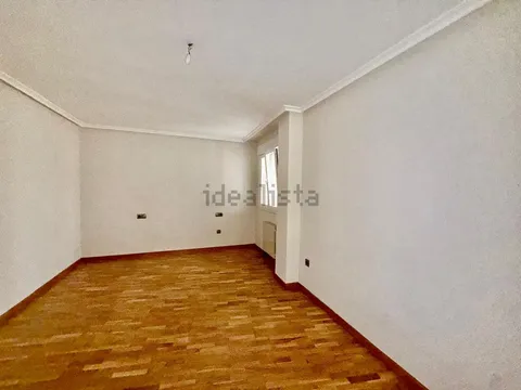 Wohnung 185 m² in La Bañeza
