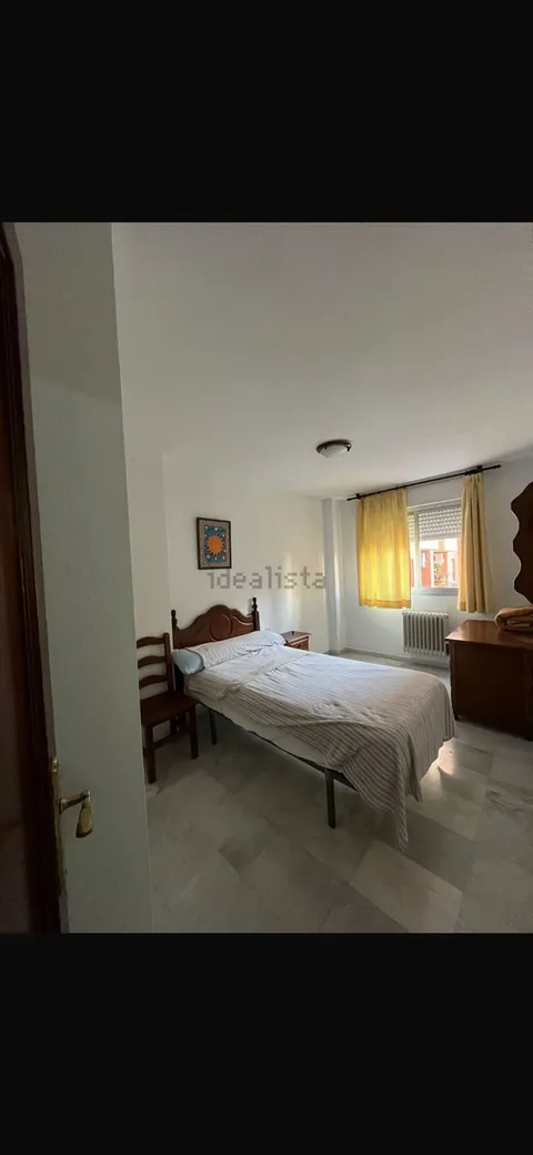 Piso de 100 m² en Granada