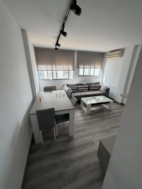 Flat 53 m² in Zaragoza