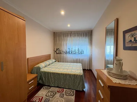 Flat 90 m² in Marín