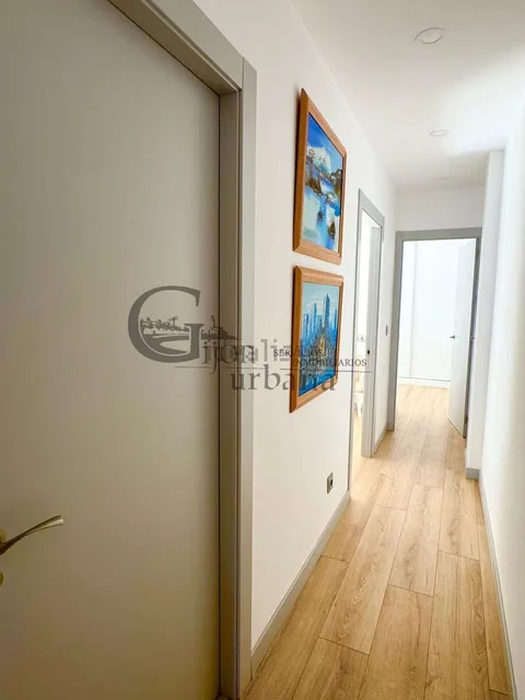 Pis de 105 m² a Gijón