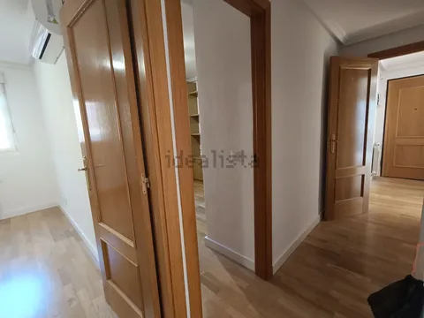 Flat 100 m² in Madrid