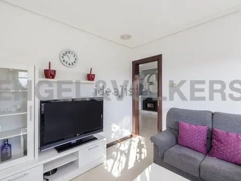 House 300 m² in Baiona