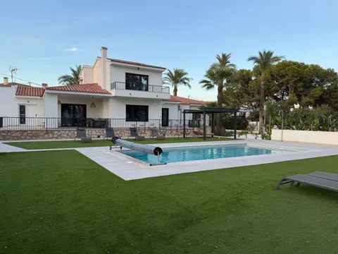 Casa de 376 m² en Alfaz del Pi