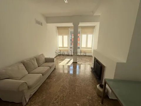 Квартира 85 м² у Севільі (2/10)