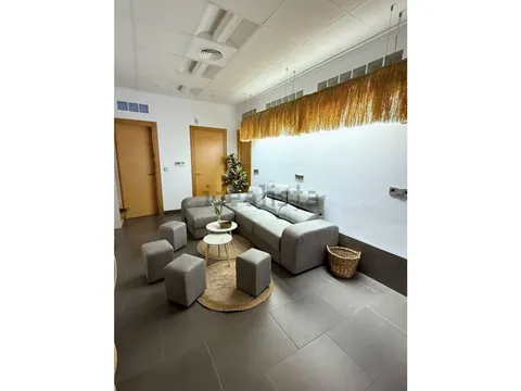 Piso de 80 m² en Ador