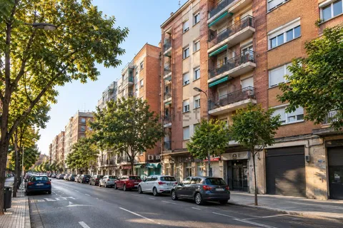 Flat 70 m² in Zaragoza