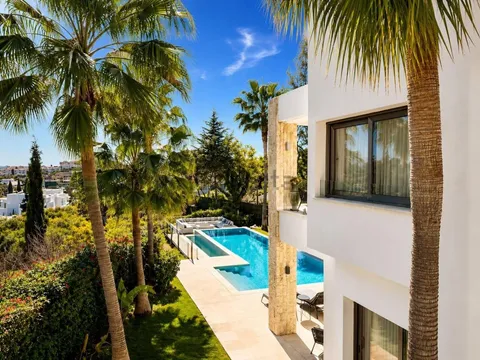 Casa 410 m² a Estepona