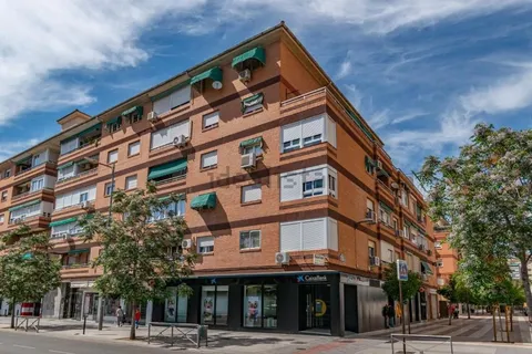 Pis de 100 m² a Granada