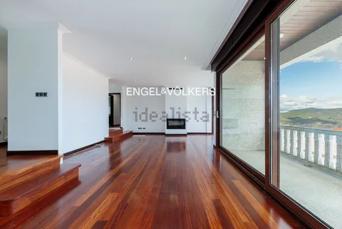 Casa 425 m² a Vigo
