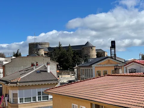 Wohnung 85 m² in Las Navas del Marqués