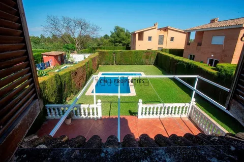 Casa de 239 m² a Paterna