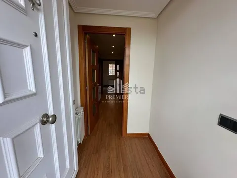 Casa 222 m² a Villares de la Reina