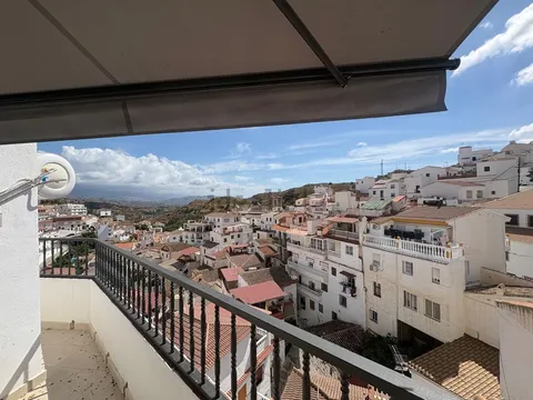 Appartamento 100 m² a Almáchar
