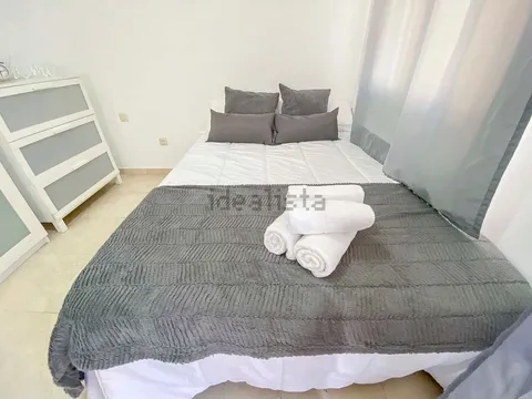Stanza in affitto, Siviglia (3/9)