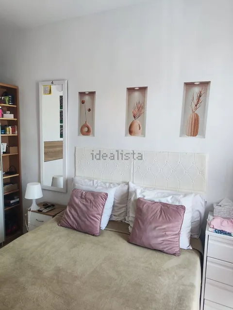 Кімната в оренду, Madrid