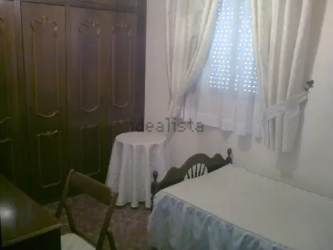 Quarto para alugar, Córdova