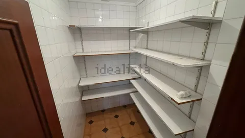 Room for rent, Caudete
