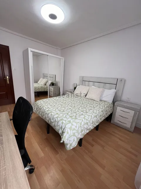 Chambre à louer, Gijón / Xixón