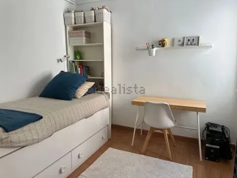 Appartement 100 m² à Logrogne