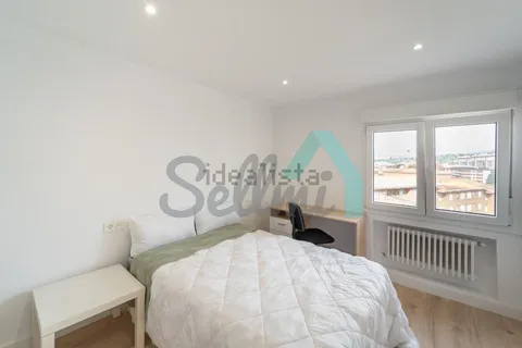 Pis de 104 m² a Oviedo