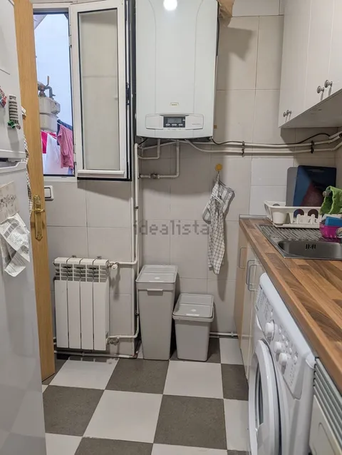Room for rent, Madrid