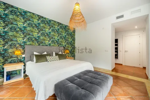 Casa 411 m² a Estepona