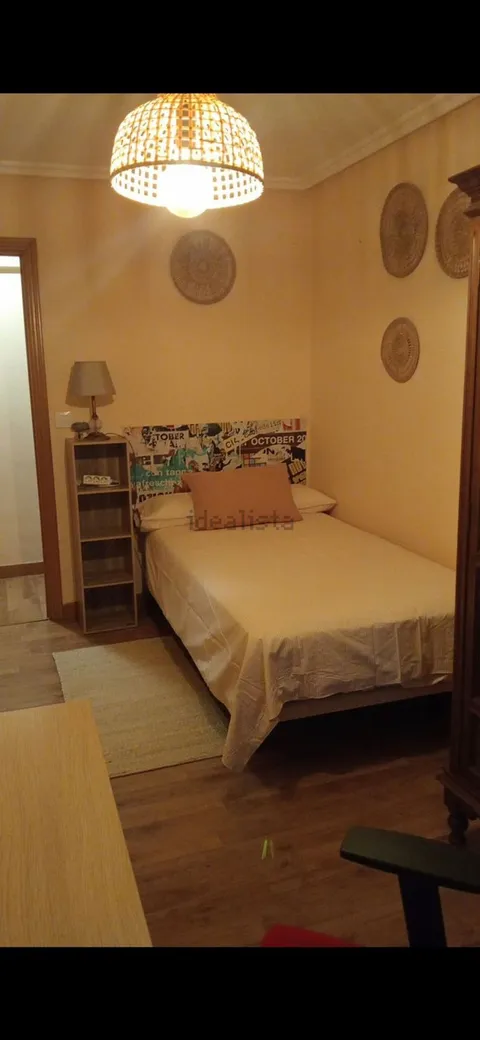 Quarto para alugar, Avilés