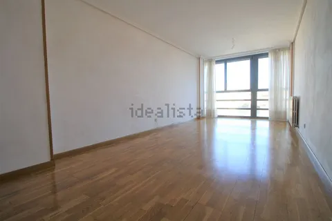 Flat 130 m² in Zaragoza